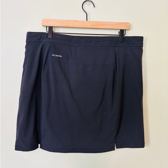 Columbia Omni-Shield Black Skort 16 - Picture 2 of 8